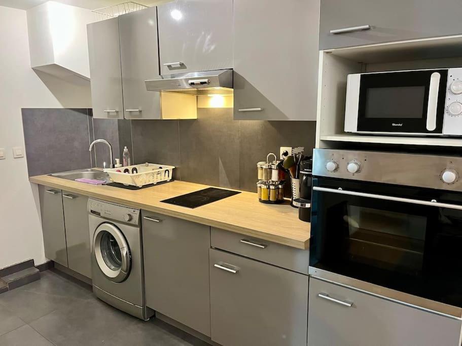Charmant Appartement 2 Pieces En Plein Centre Ville Historique Aix-en-Provence Luaran gambar