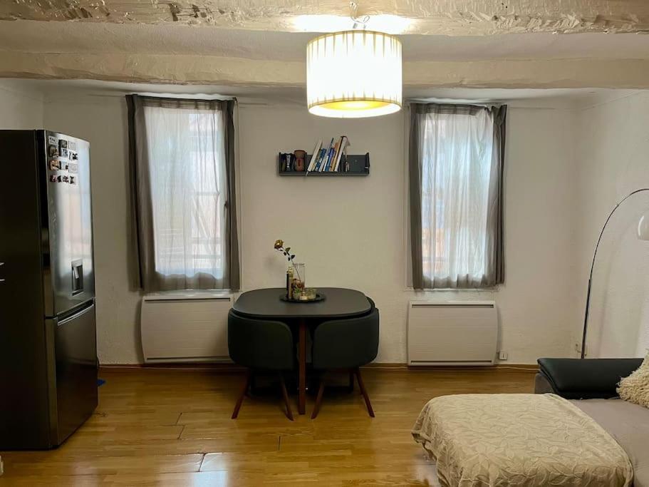 Charmant Appartement 2 Pieces En Plein Centre Ville Historique Aix-en-Provence Luaran gambar
