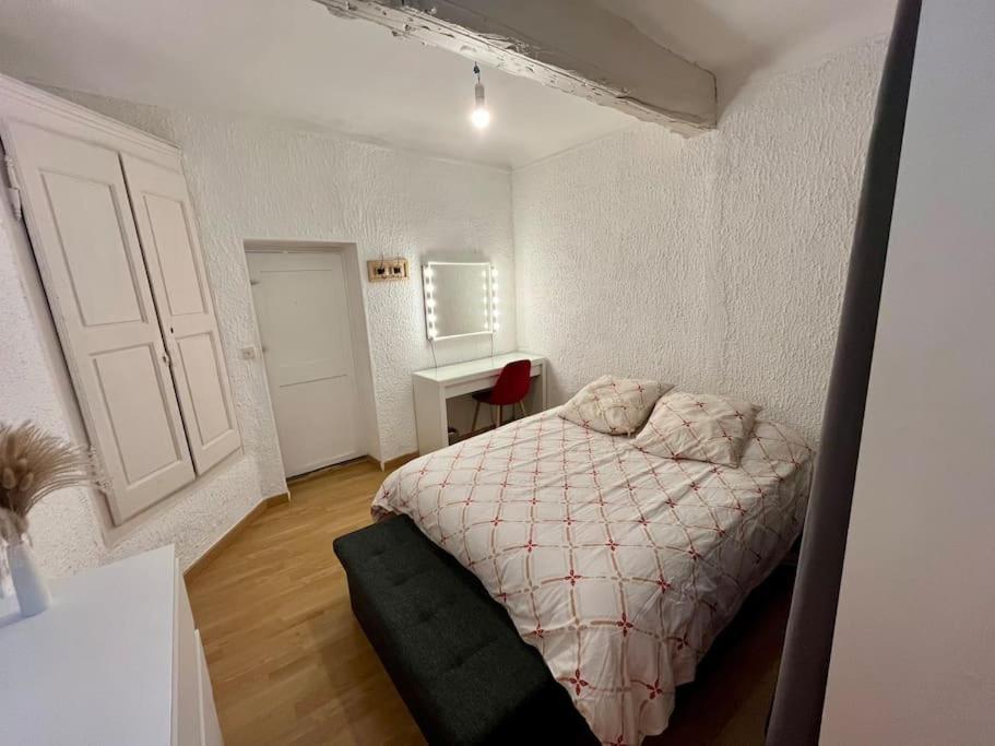 Charmant Appartement 2 Pieces En Plein Centre Ville Historique Aix-en-Provence Luaran gambar