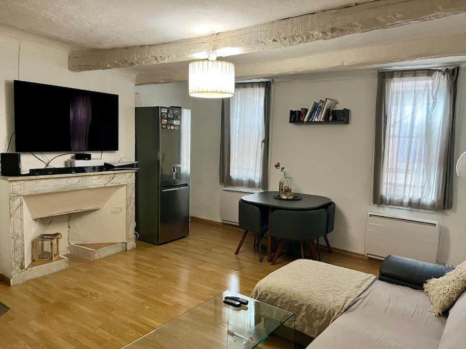 Charmant Appartement 2 Pieces En Plein Centre Ville Historique Aix-en-Provence Luaran gambar